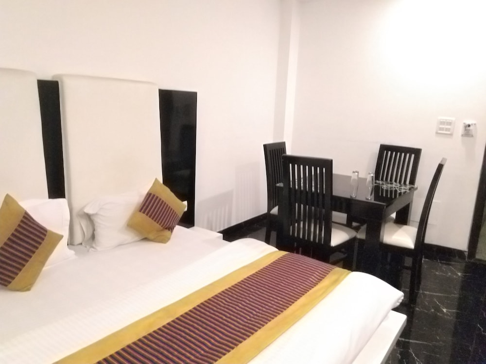 Arihant Inn 20/53