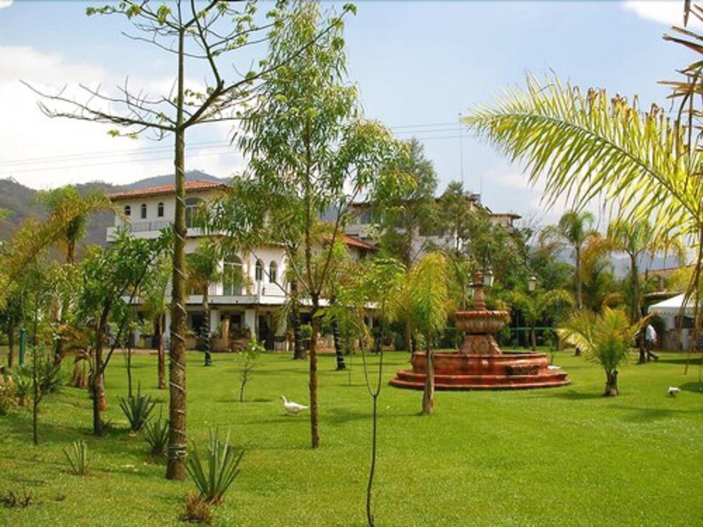 Hacienda la Puerta de Enmedio 48/56
