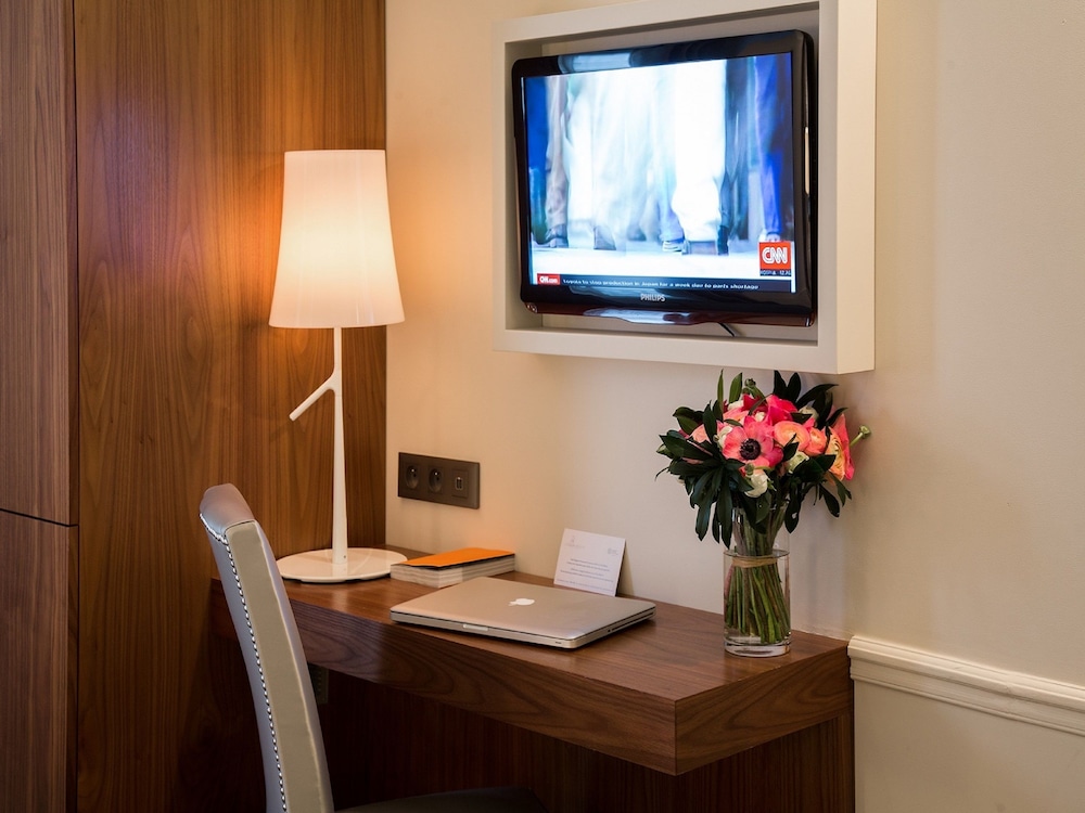 Hotel Le Clos Medicis 41/43
