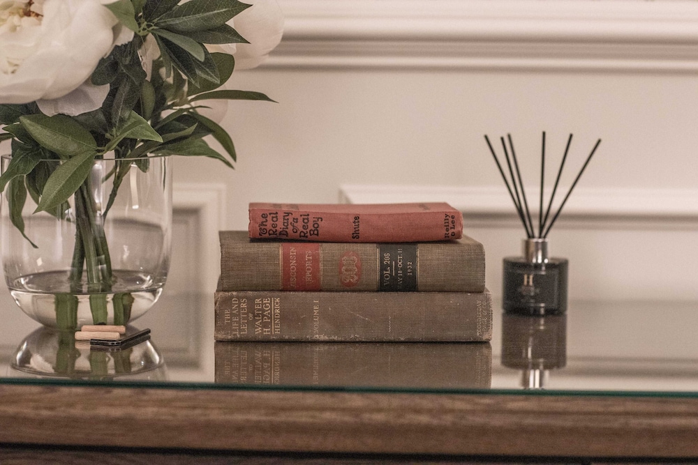 The Belfry House - Adults Only 15/30