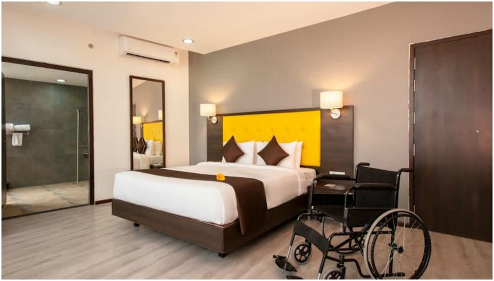 Mango Hotels Navi Mumbai 7/39