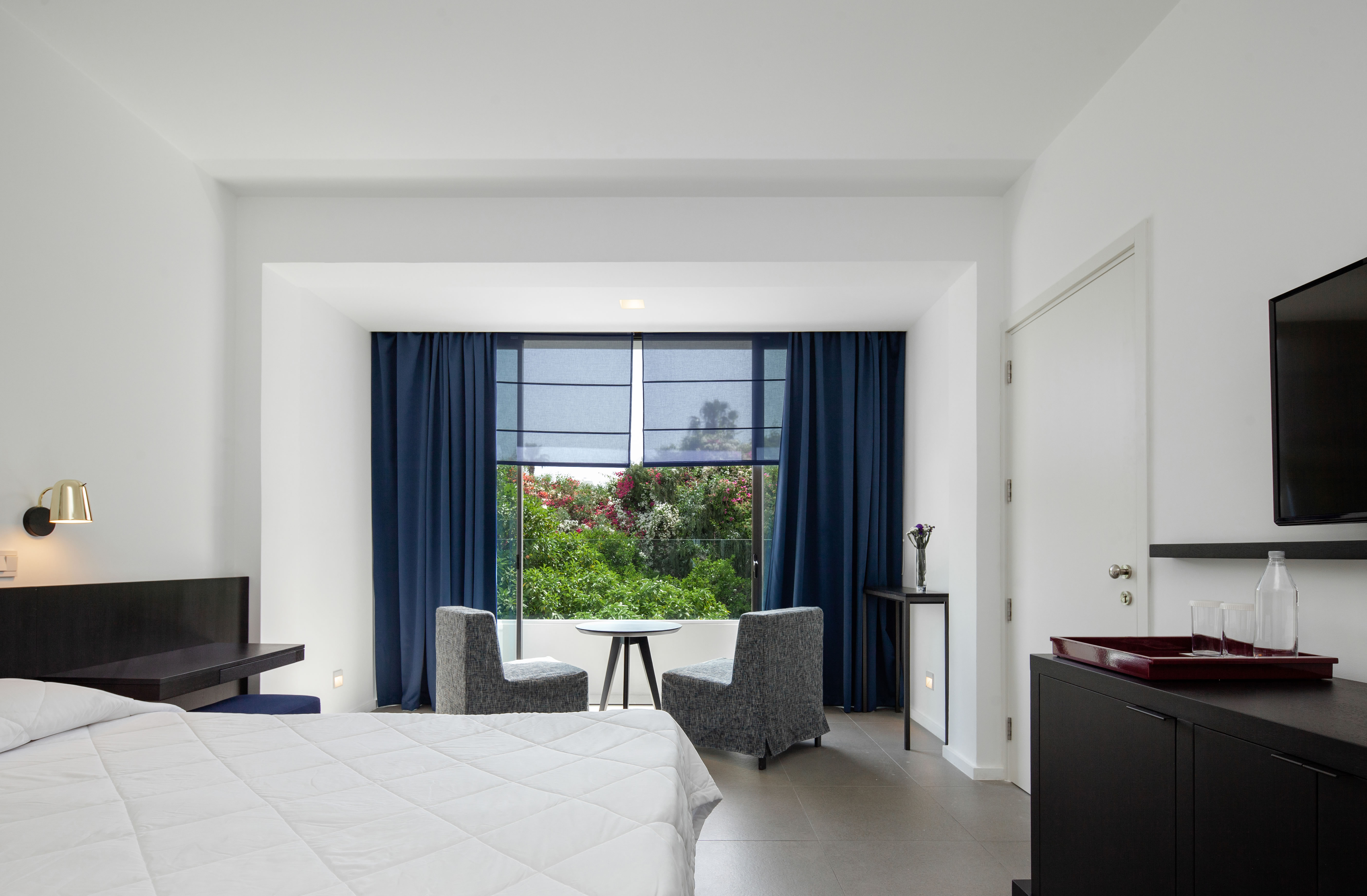 inland view room