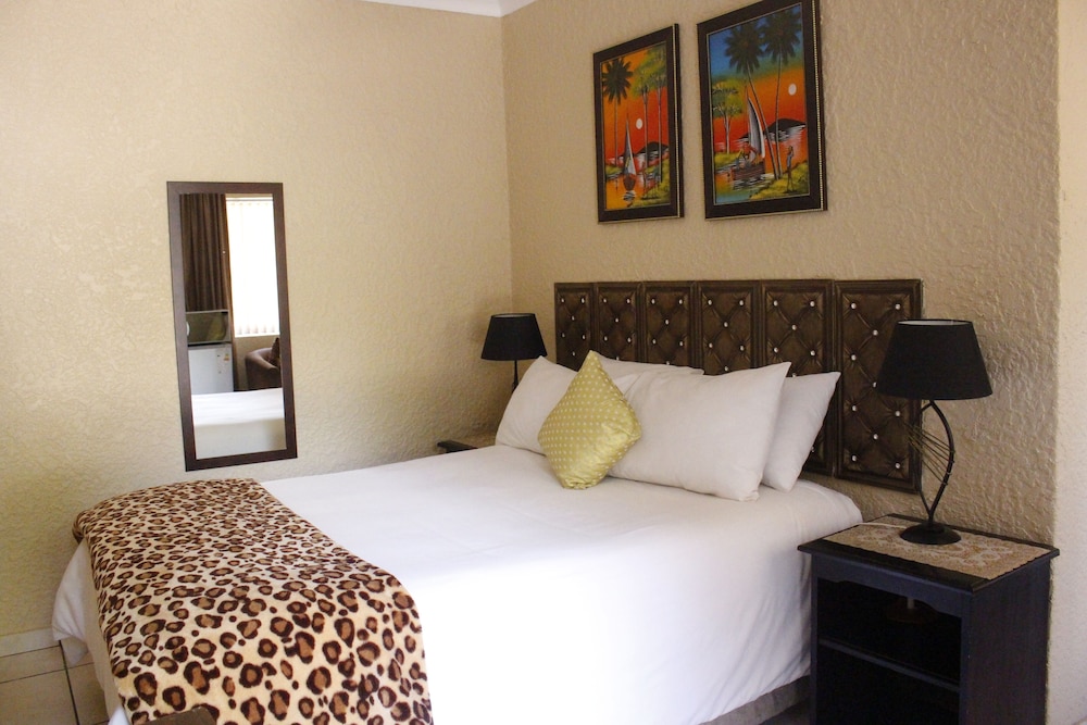 African Sky Guest House 13/50