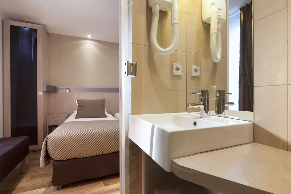 Hotel Tourisme Avenue 34/78