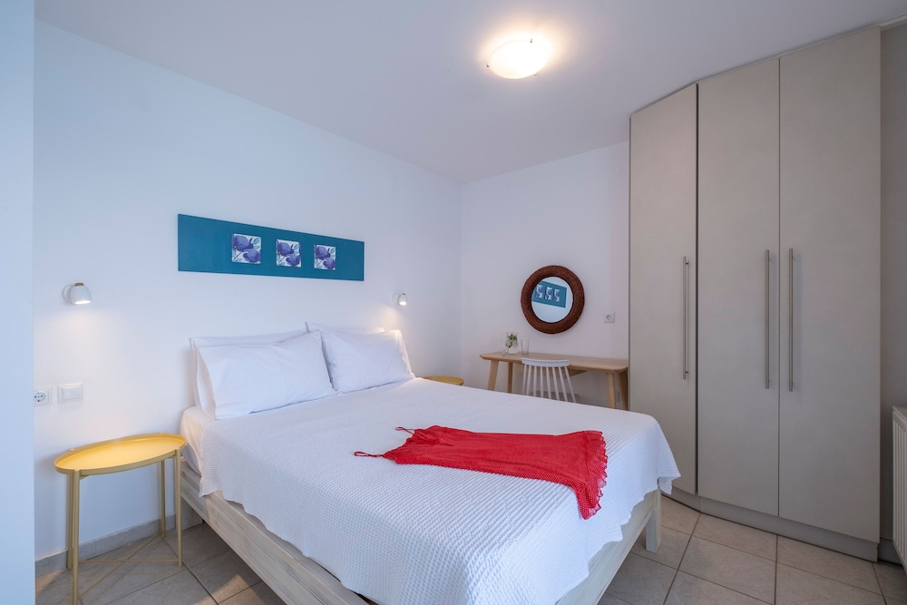 MELI APARTMENTS & VILLAS 5/50