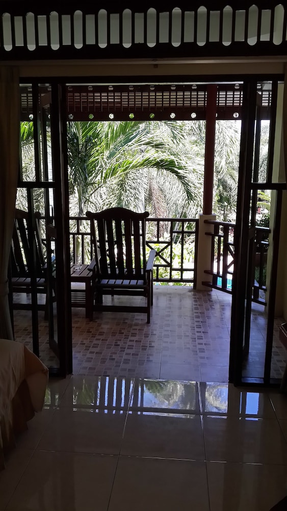 Rattana Guesthouse Bungalow 46/50