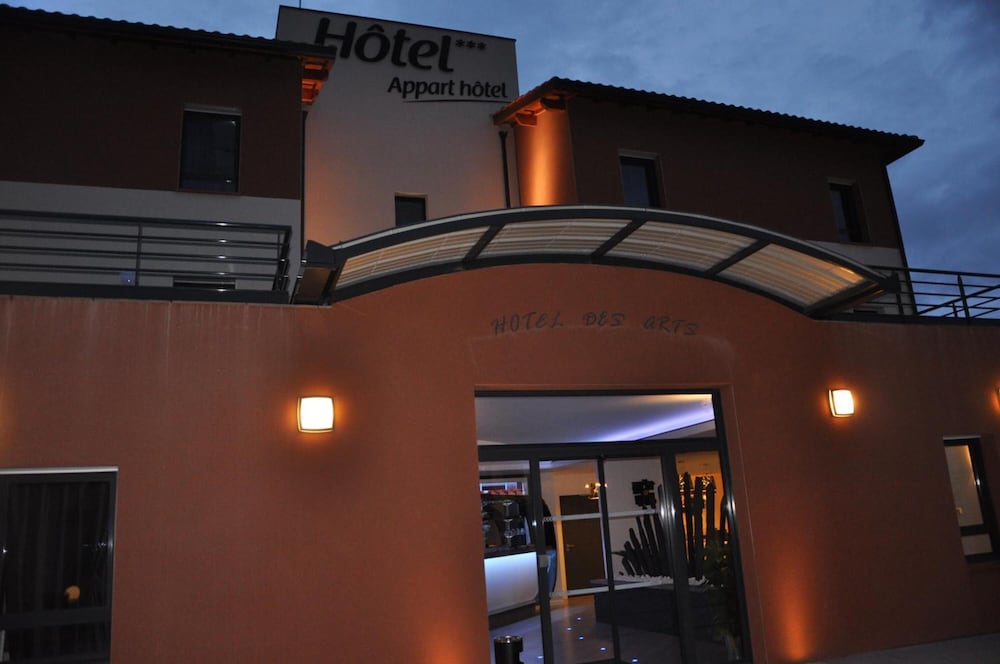INTERHOTEL HOTEL DES ARTS 2/67