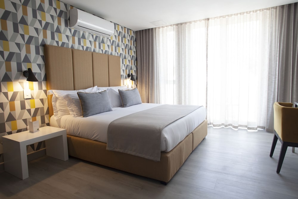 Zest Boutique Hotel 17/49