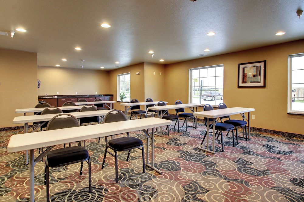 Cobblestone Inn Suites Schuyler Ne 55/62