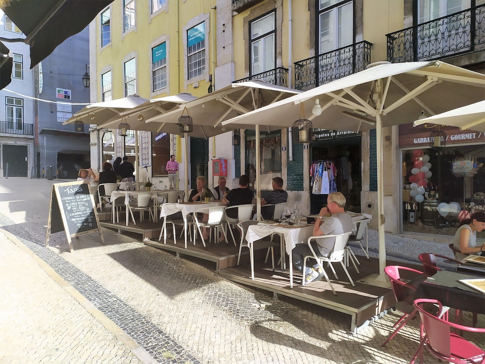 Hotel Lis Baixa 56/64