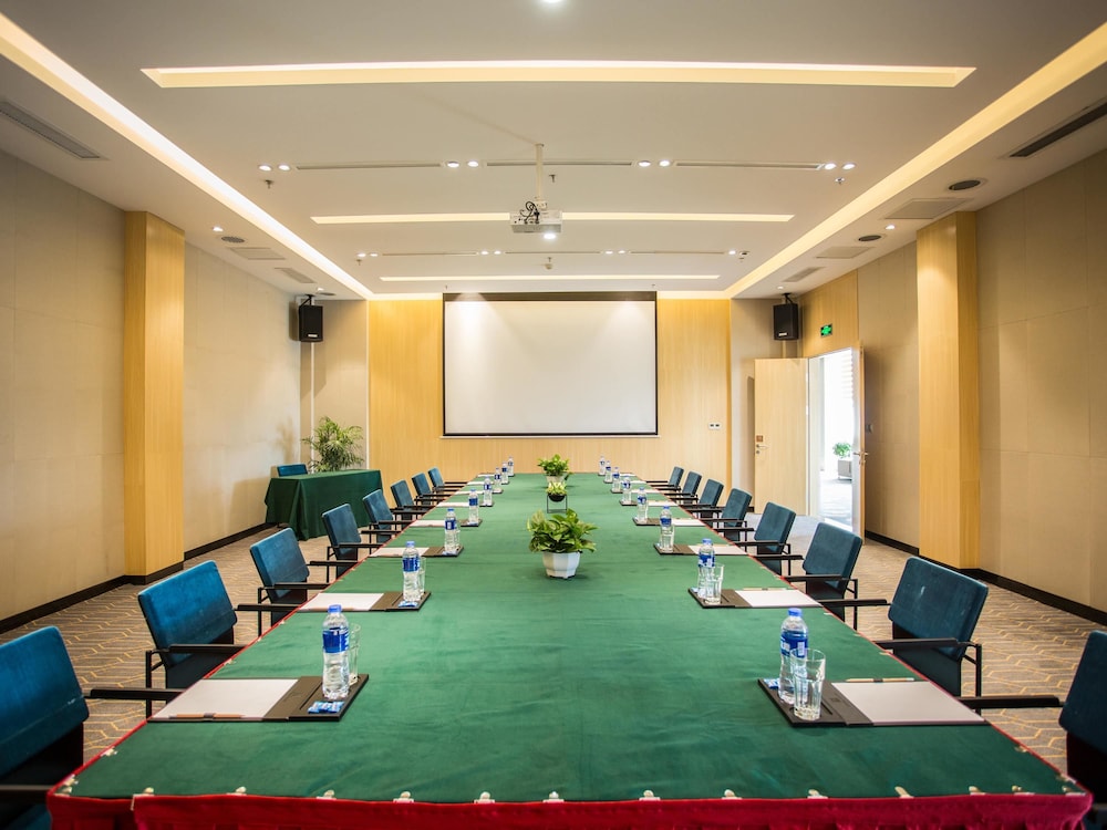 ibis Styles Changsha Intl Exhibition Ctr 64/70