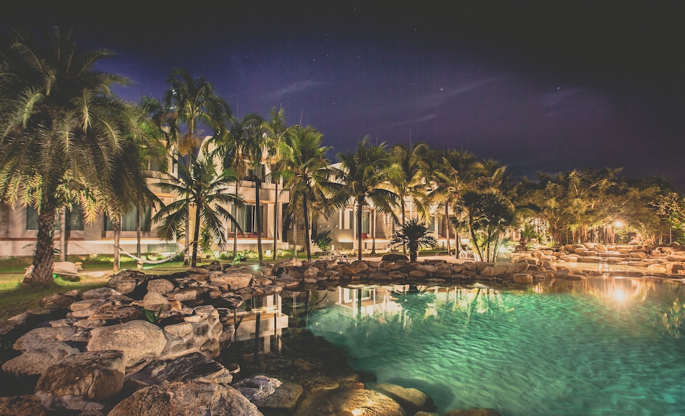 Ohana Resort And Restaurant 24/49