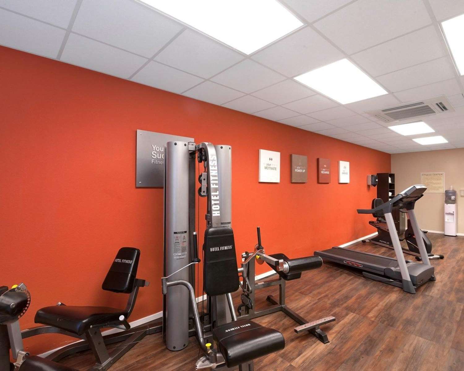 Comfort Suites University TX 19/27