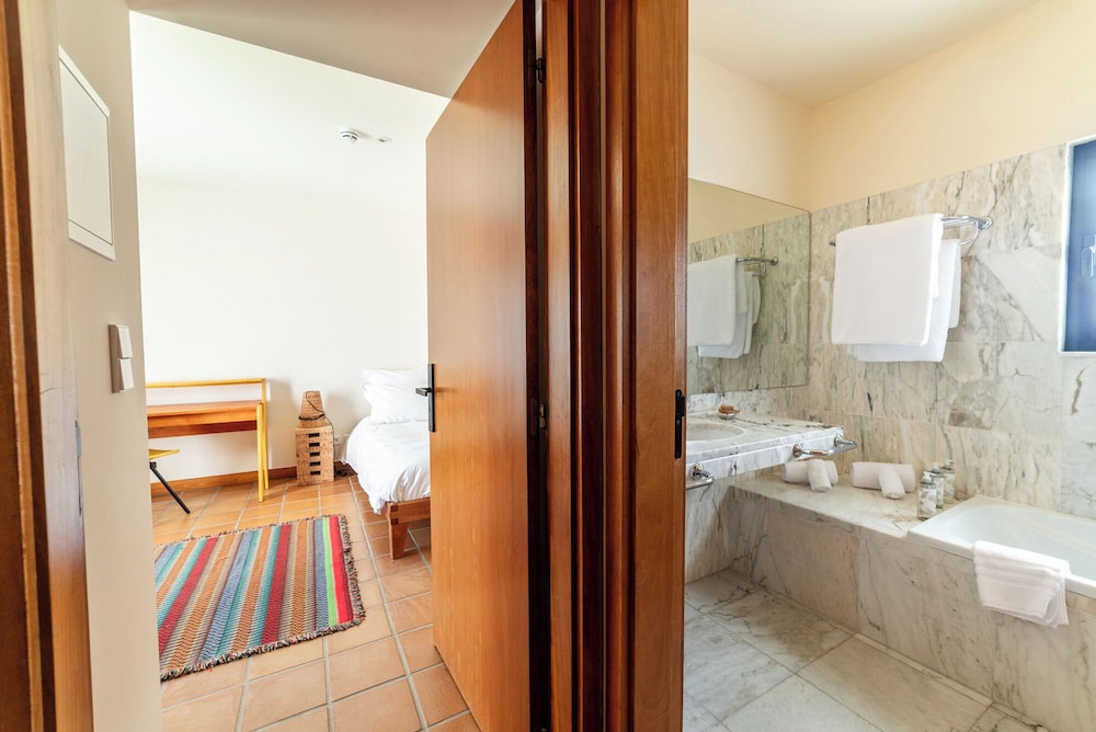 Hotel Calipo 87/88