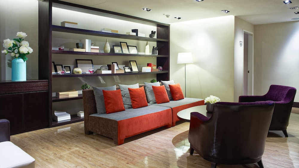 53 Hotel 40/55