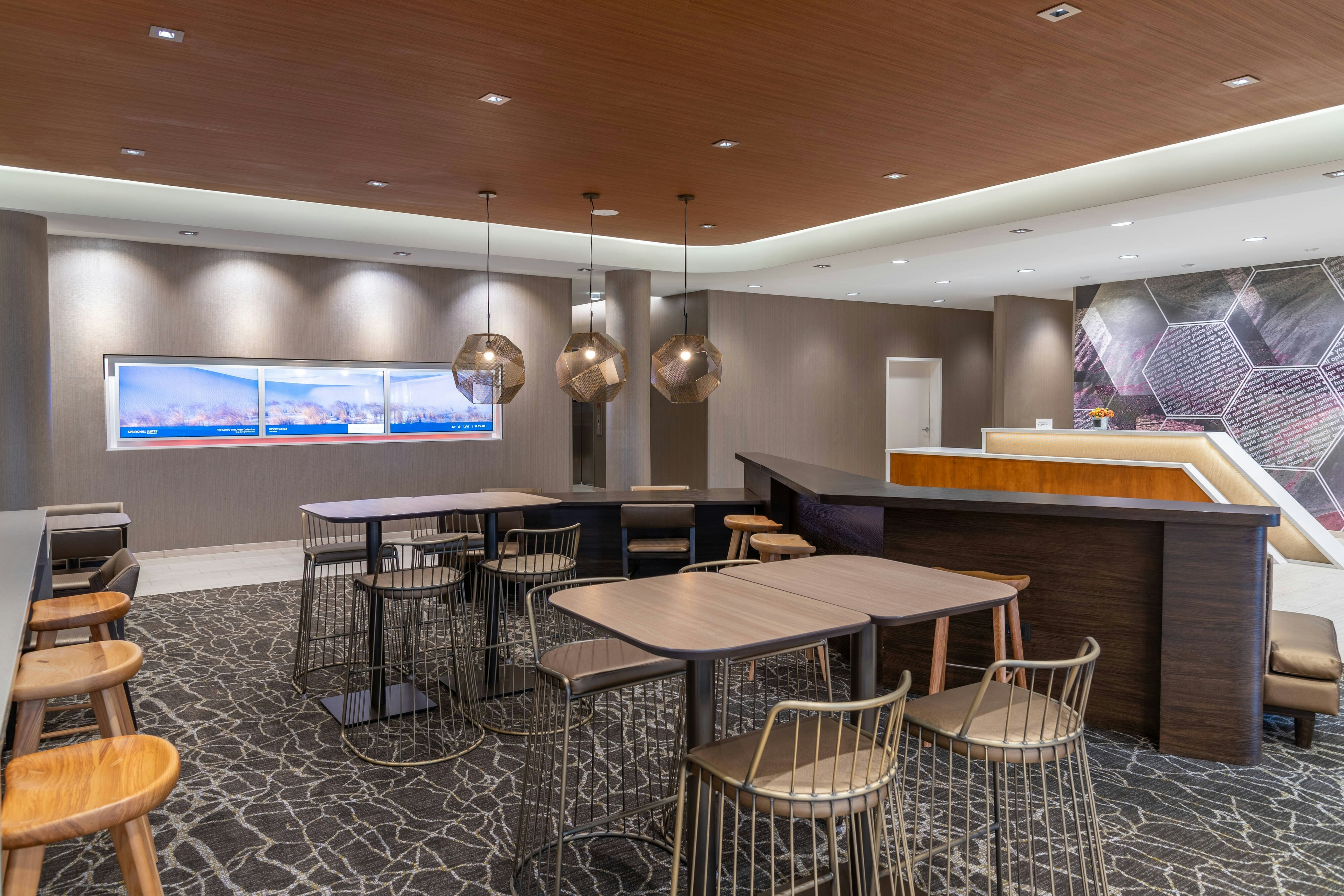 SpringHill Suites by Marriott Overland Park Leawood 15/17