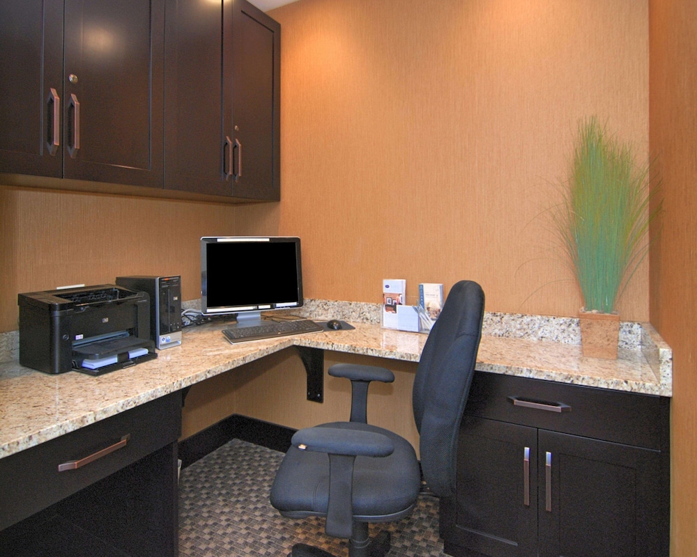 Hampton Inn Troy 28/28
