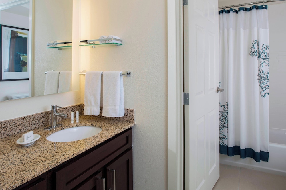 استوديو تنفيذي ركني بسرير كينج مع أريكة لذوي الإعاقة، Residence Inn New Orleans Metairie 5/5