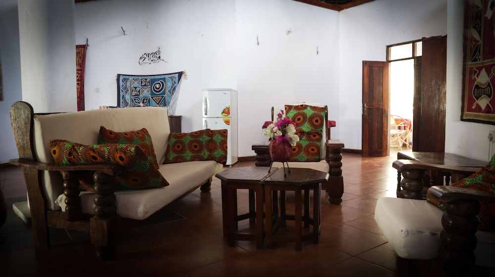 Kipepeo Lodge 8/21