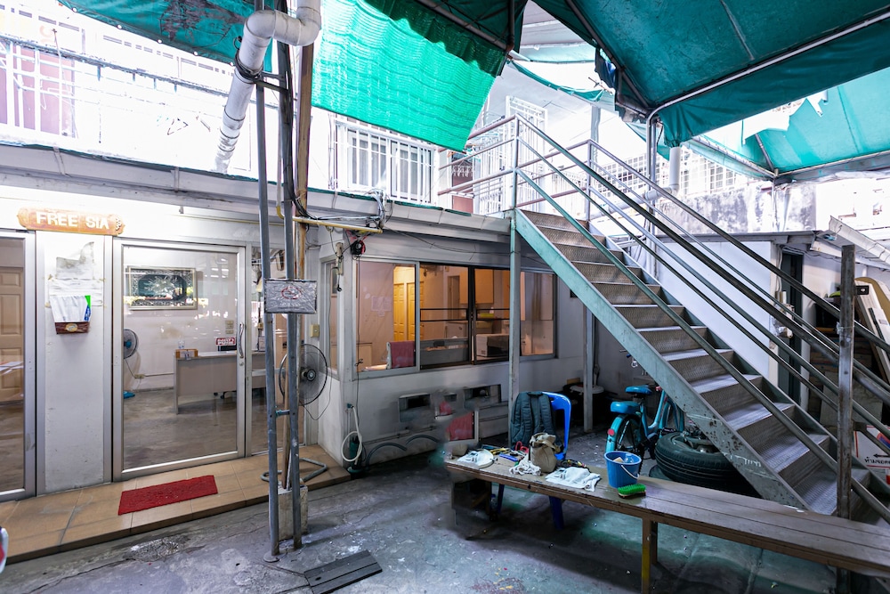 Freesia Saladaeng Silom Apartment 30/36