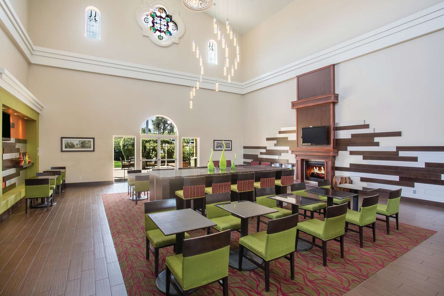 La Quinta Inn & Suites by Wyndham Conference Center Prescott 26/44