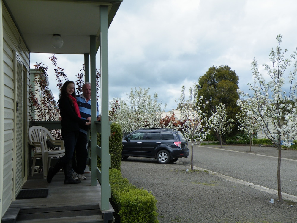 LAKE HAMILTON MOTOR VILLAGE AND CARAVAN PARK 29/50