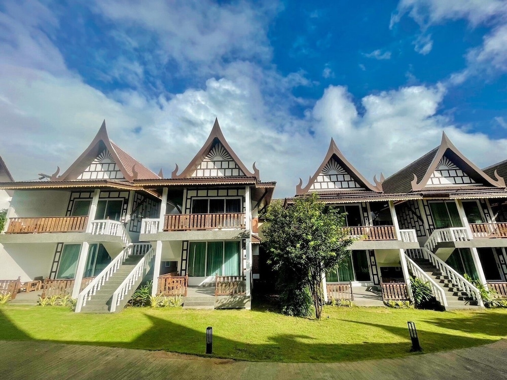 Aura Samui Best Beach Hotel in KOH SAMUI