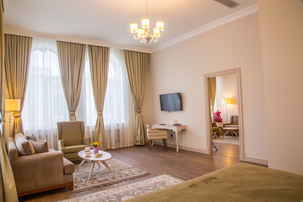 Boutique 19 Hotel 36/56