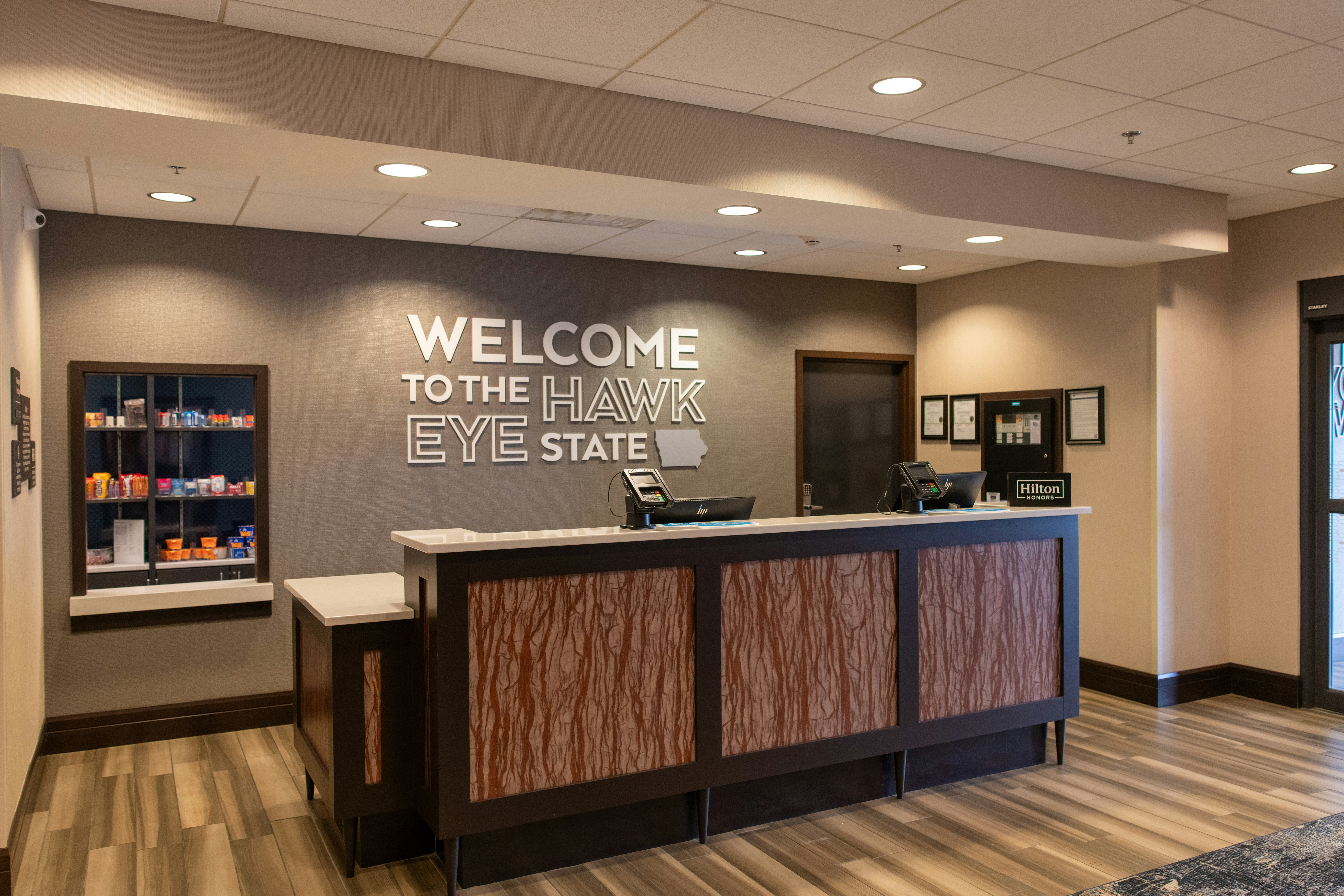 Hampton Inn Orange City 4/37