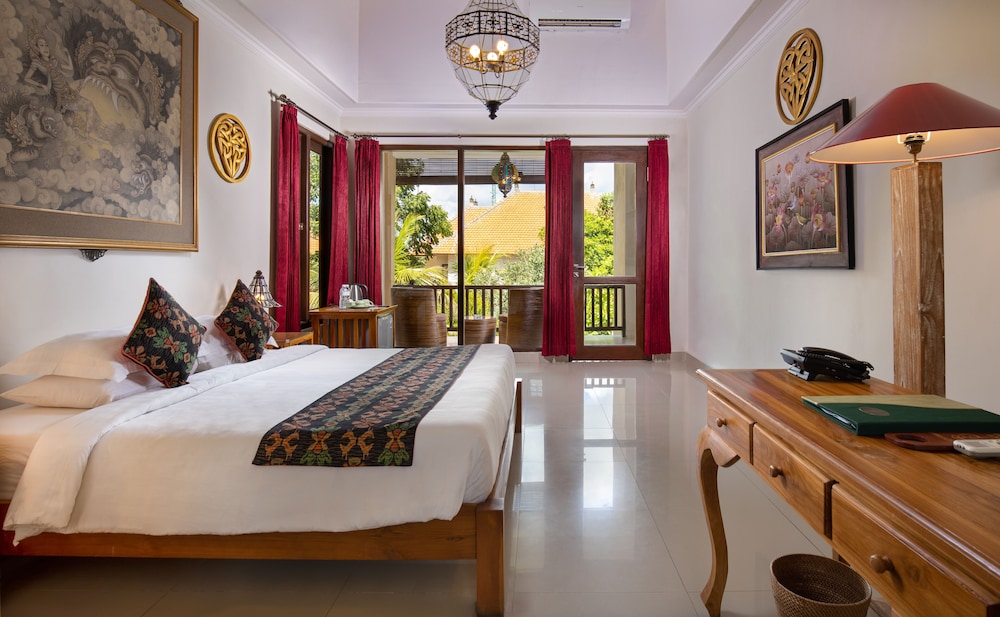 GREEN FIELD HOTEL AND BUNGALOW 9/50