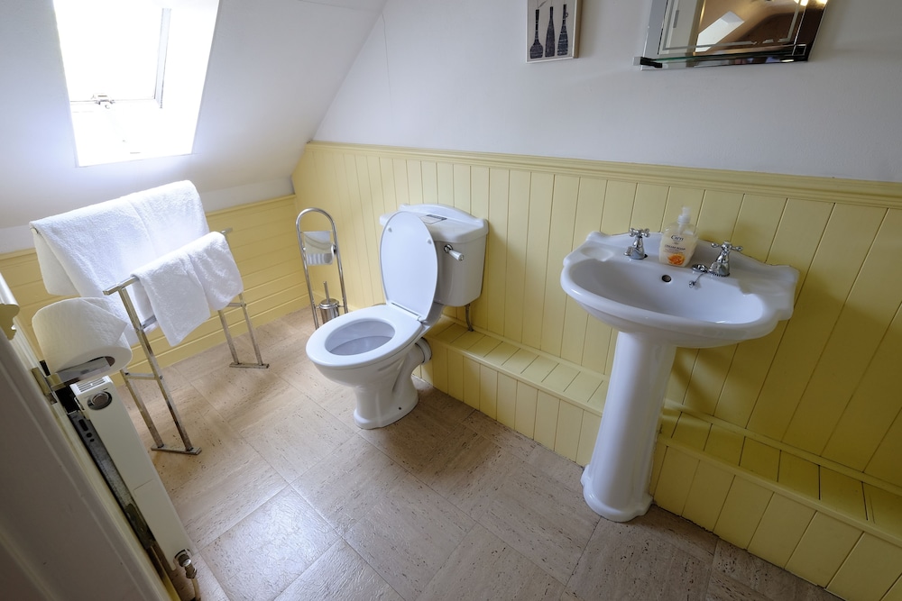 Talisker Guest House 40/44
