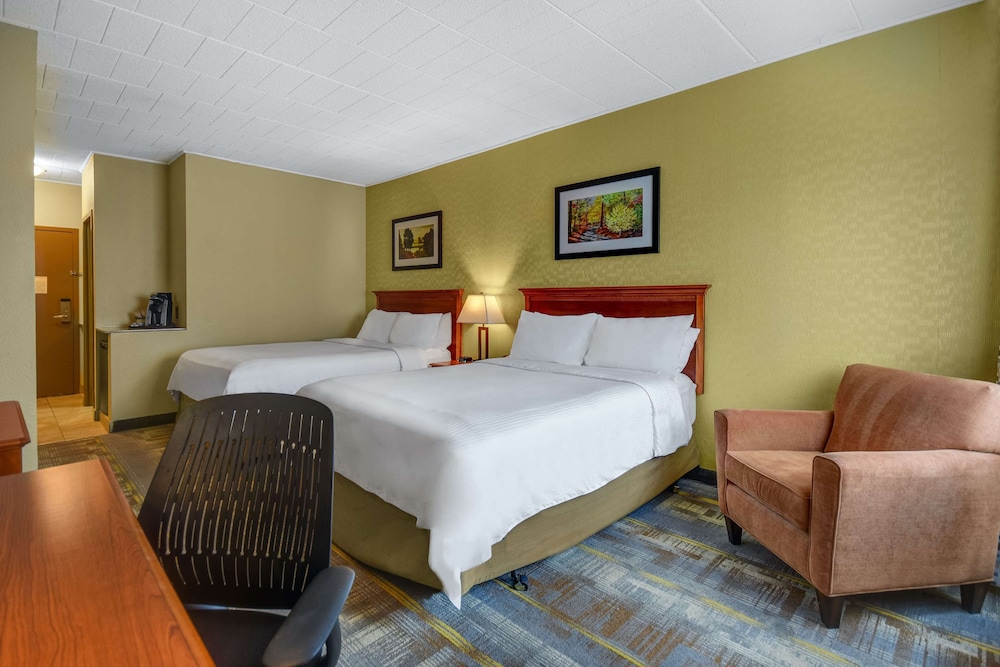 Wyndham Garden York 10/56