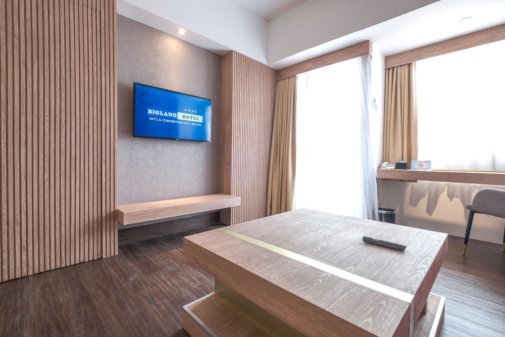 Bigland Hotel Bogor 20/50