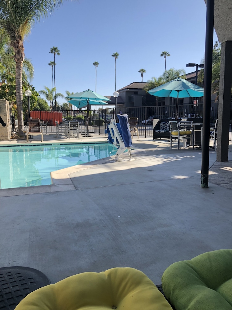 Hotel Le Reve Pasadena 37/59
