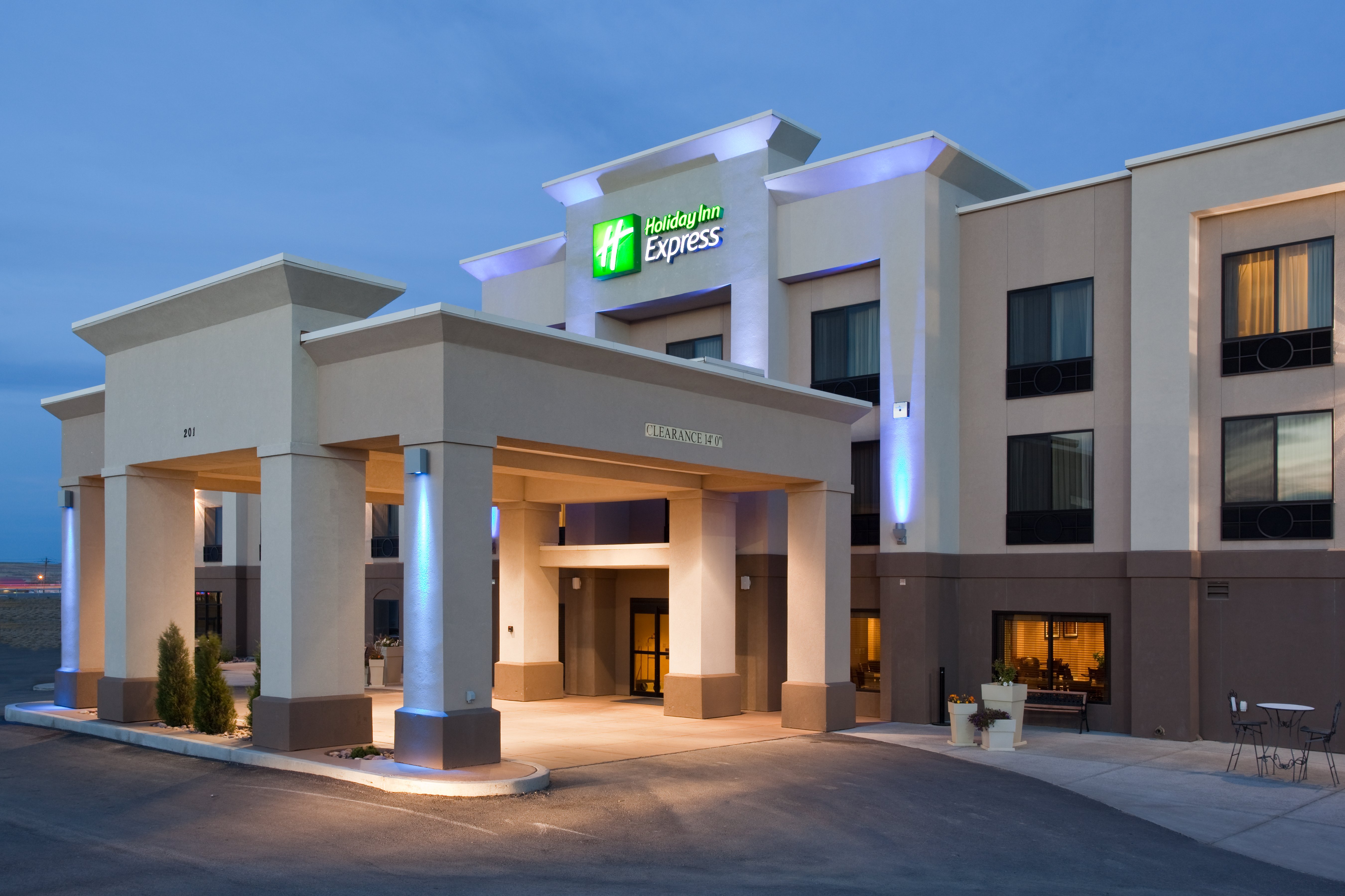 Holiday Inn Express Rawlins 70/78