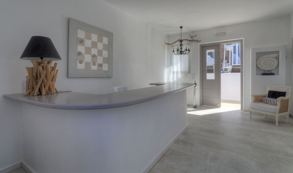 Lilly Residence Boutique Suites Adults Only 6/45