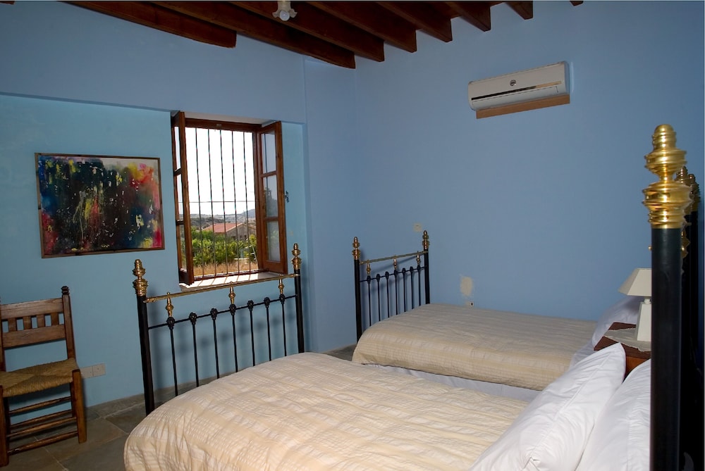 Porfyrios Country House 16/39