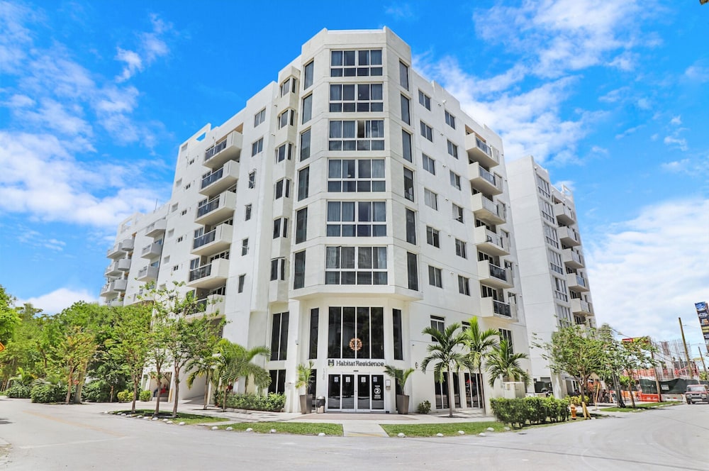 Roami at Habitat Brickell 7/50
