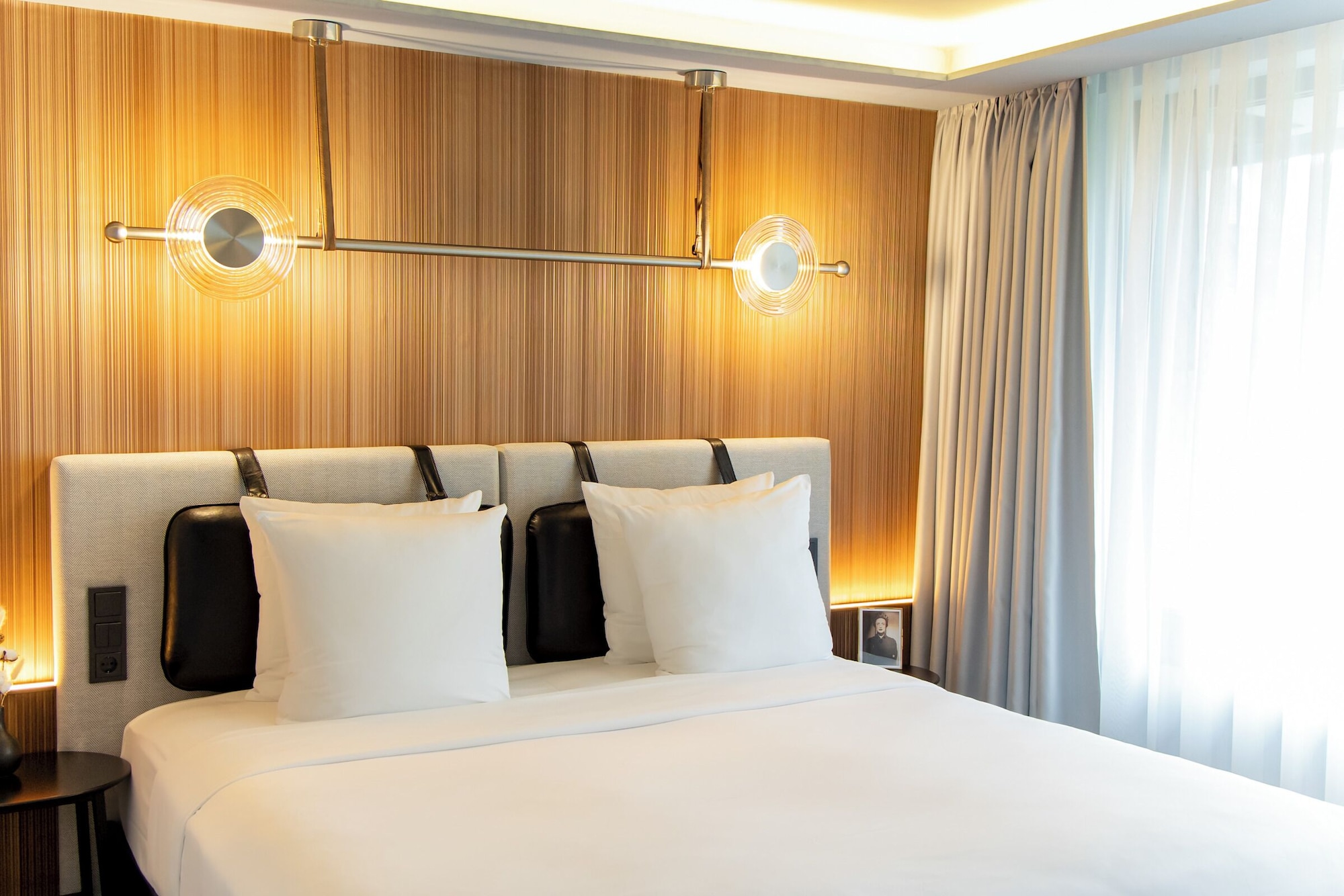DELUXE, DOUBLE BED, CITY VIEW