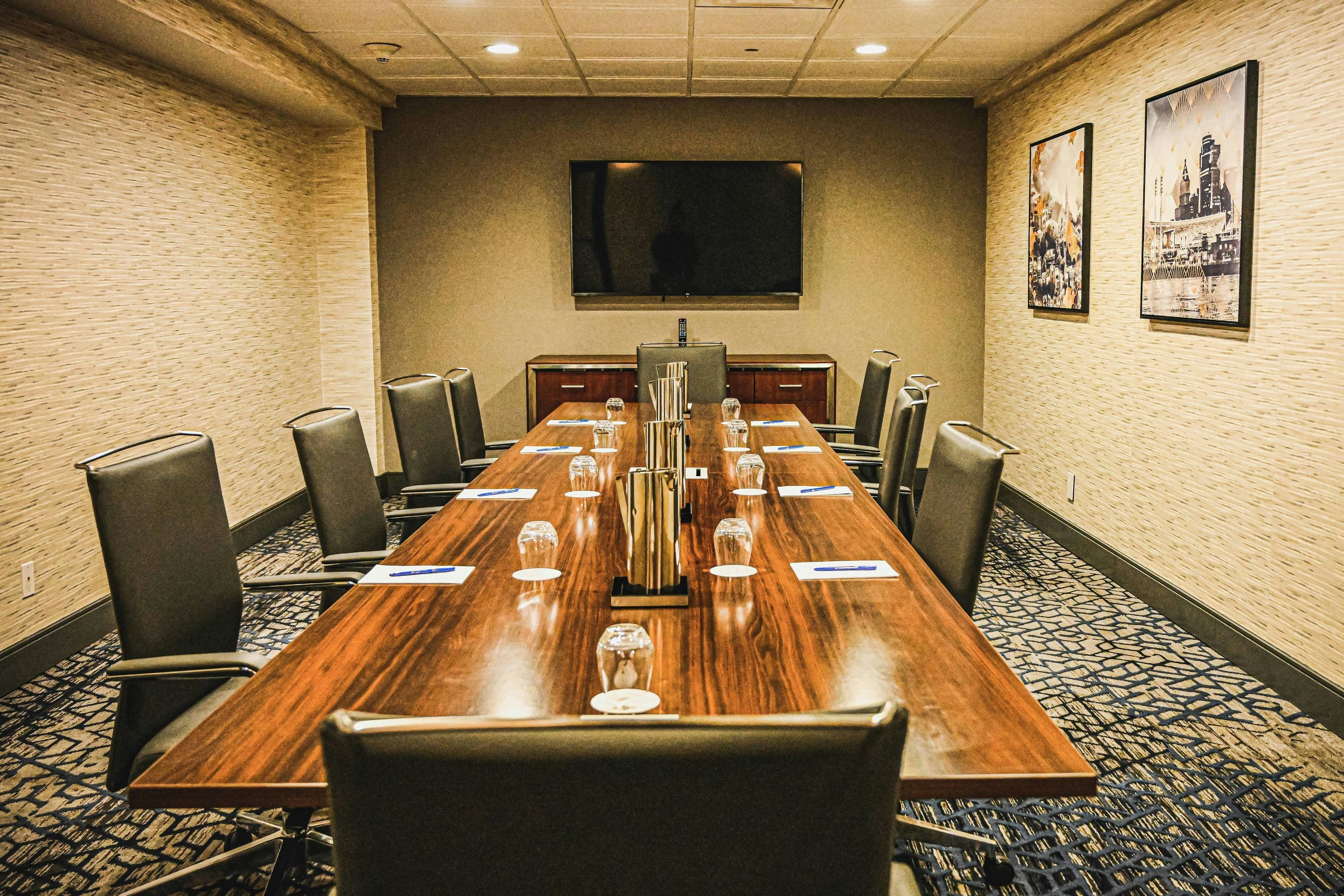 Delta Hotels Marriott Cincinnati Sharonville 21/27