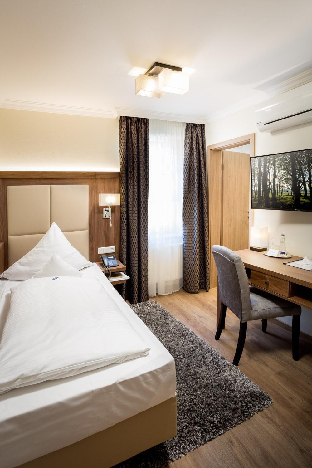 Hotel Gasthof Hottl Deggendorf 14/50