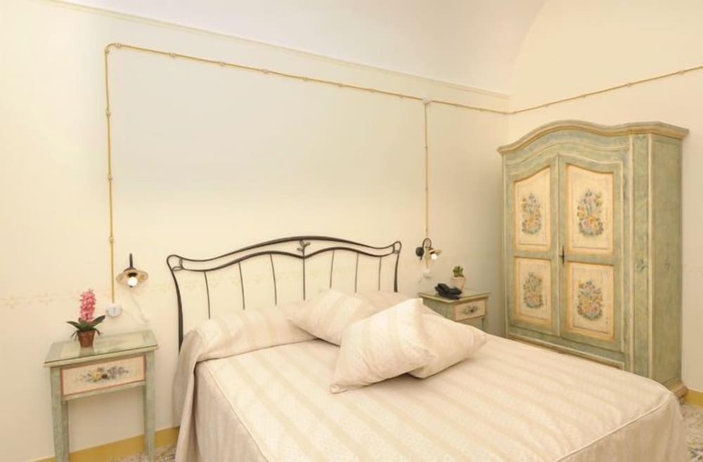 Locanda Degli Dei 6/16