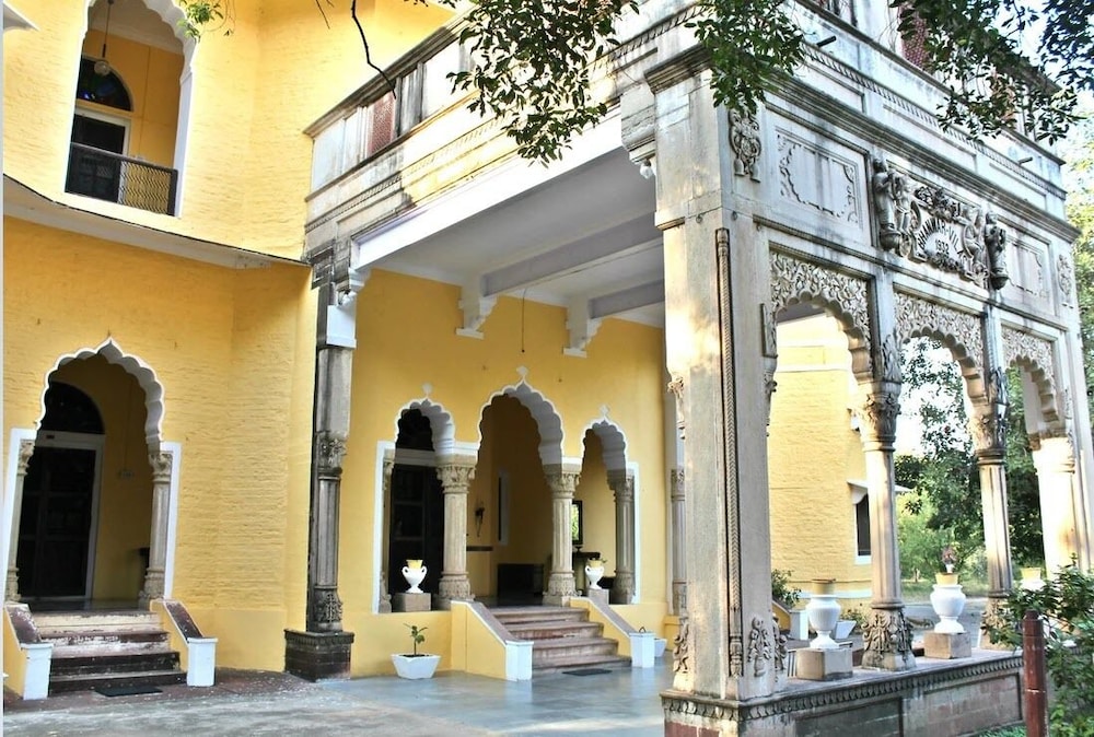 Bhanwar Vilas Palace 3/56