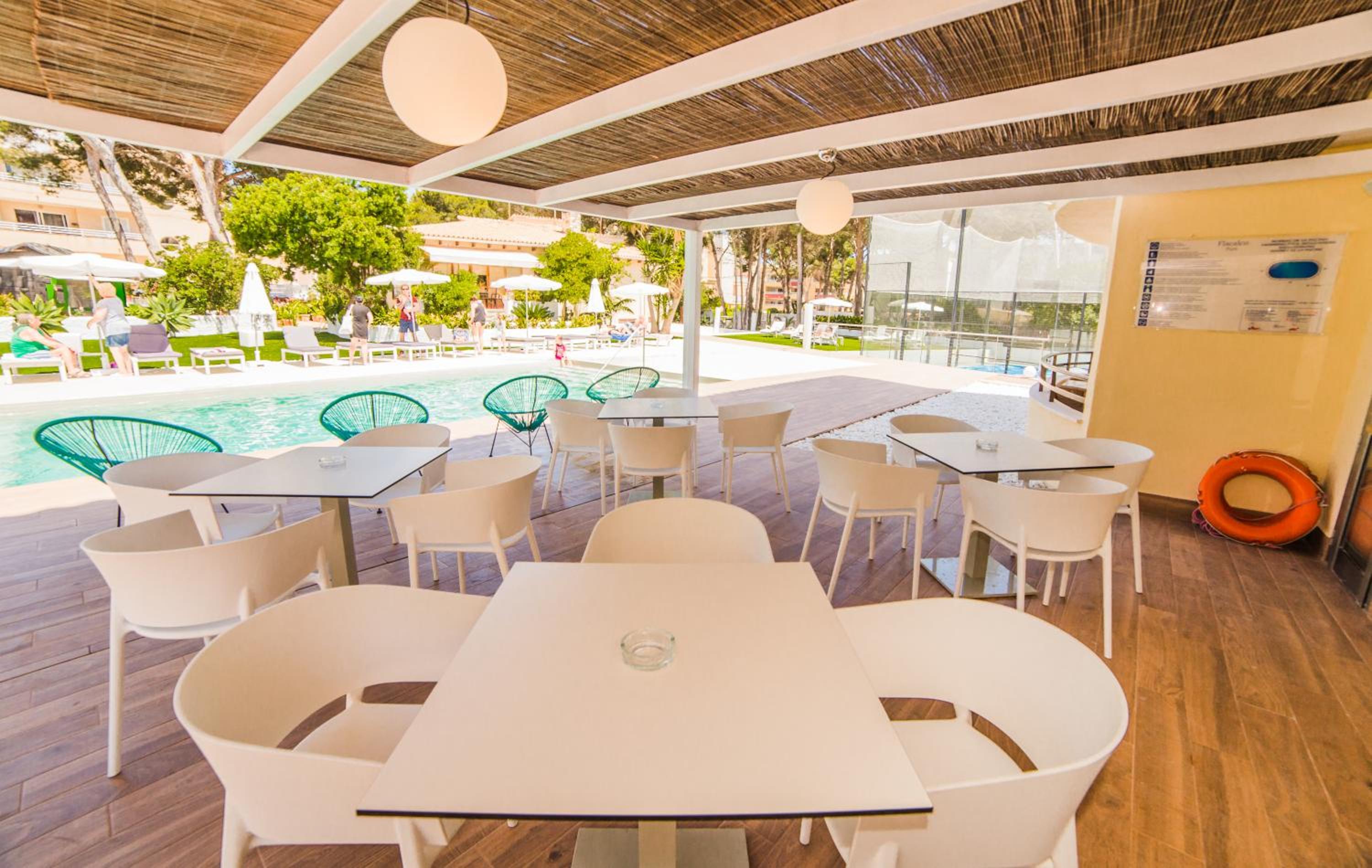 Flacalco Suites Aparthotel 36/50