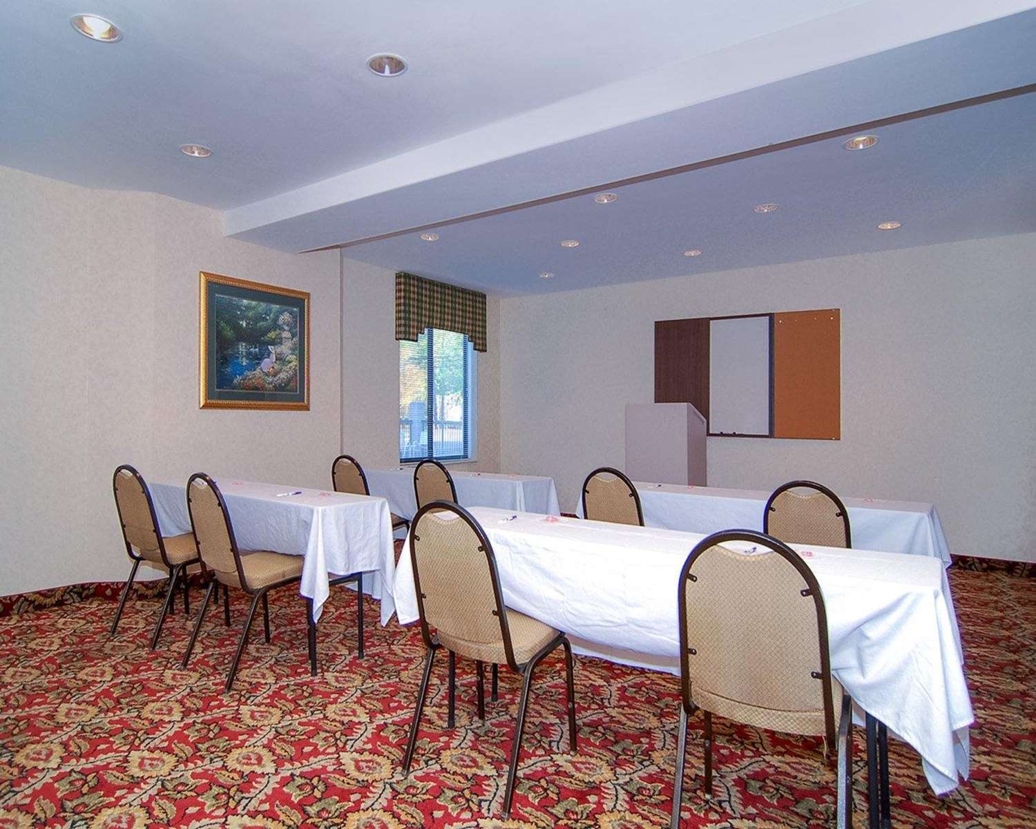 Sleep Inn Airport - Billy Graham Parkway 6/18