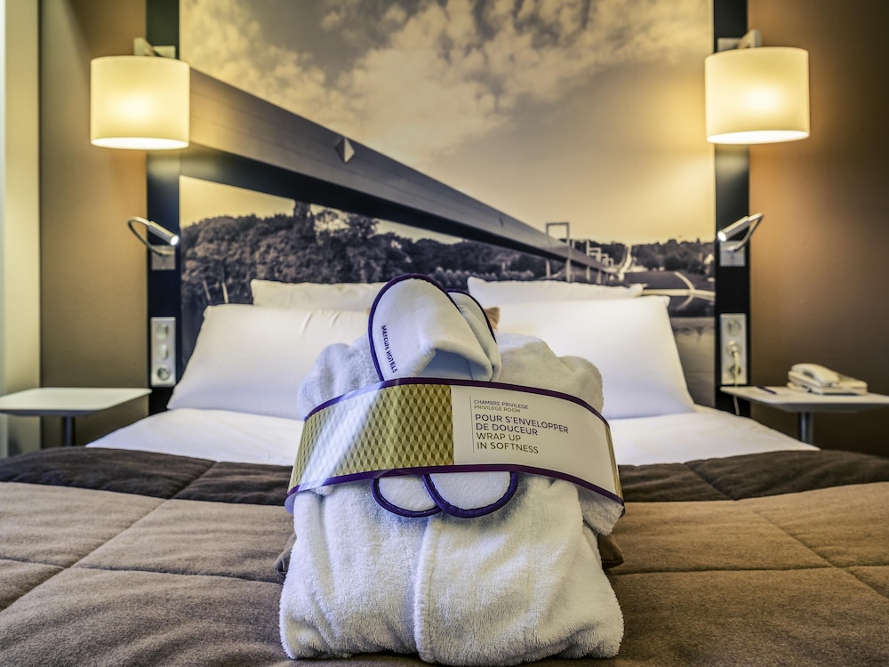 MERCURE CERGY PONTOISE CENTRE 30/70