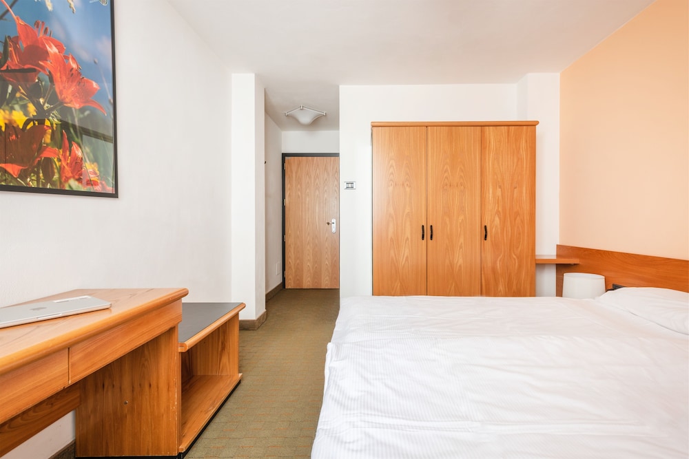 ECONOMY, DOUBLE BED