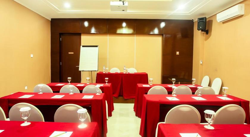 Favor Hotel Makassar City Center By LIFE 17/19