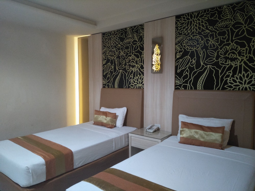 Grand Rosela Yogyakarta Hotel 18/74