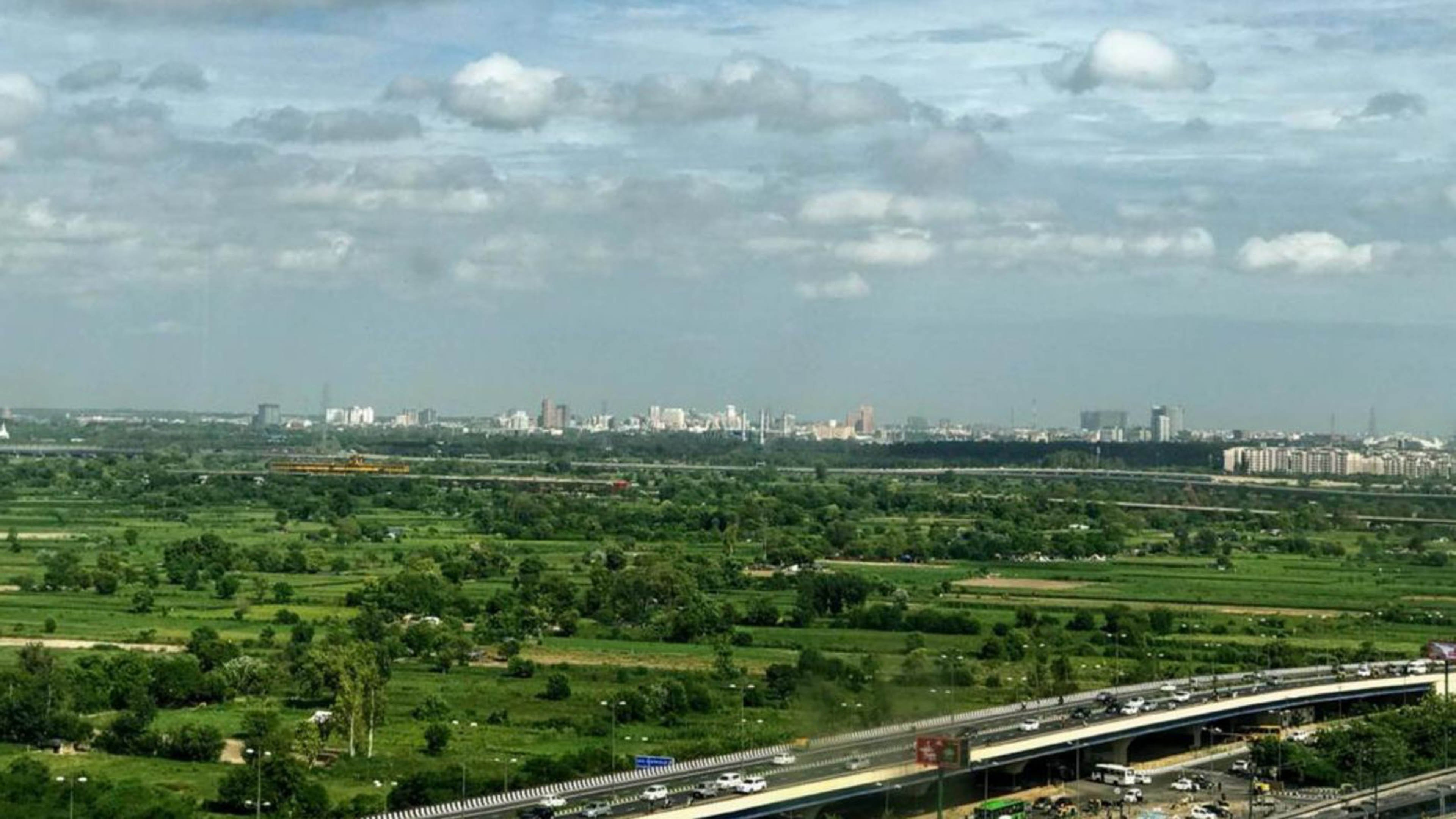 Holiday Inn New Delhi Mayur Vihar Noida 67/74